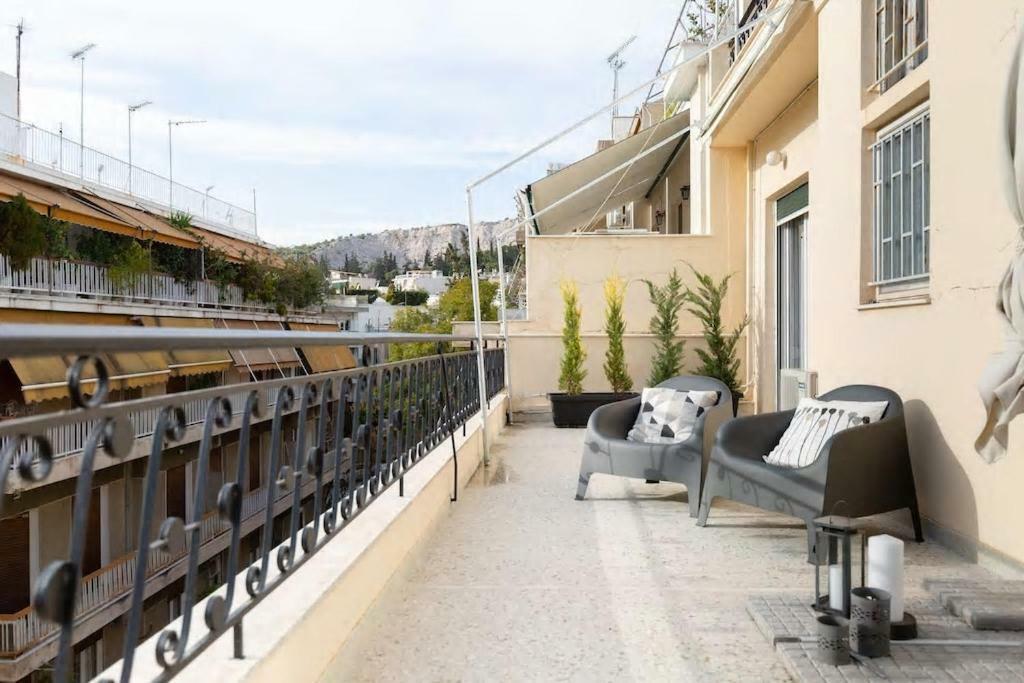 Soulis' Penthouse Near Acropolis Apartment เอเธนส์ ภายนอก รูปภาพ